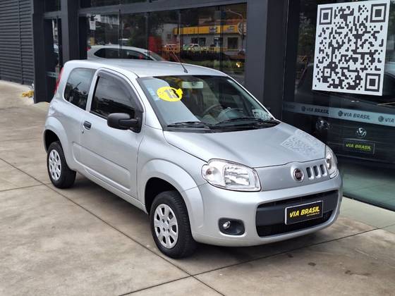 FIAT UNO 1.0 EVO VIVACE 8V FLEX 2P MANUAL FIAT UNO 1.0 EVO VIVACE 8V FLEX 2P MANUAL